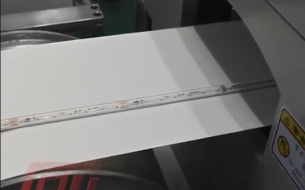 硅胶挤出机LED双色软灯带挤出视频演示
